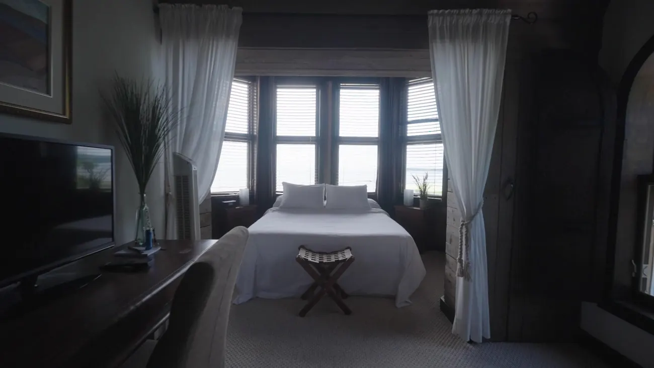 Une chambre avec vue sur la mer